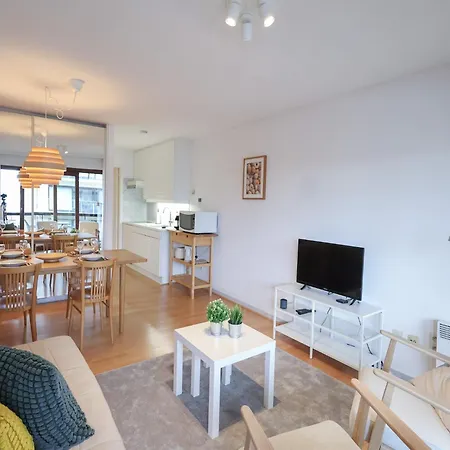 With Sea View For 4 People Holiday home *
