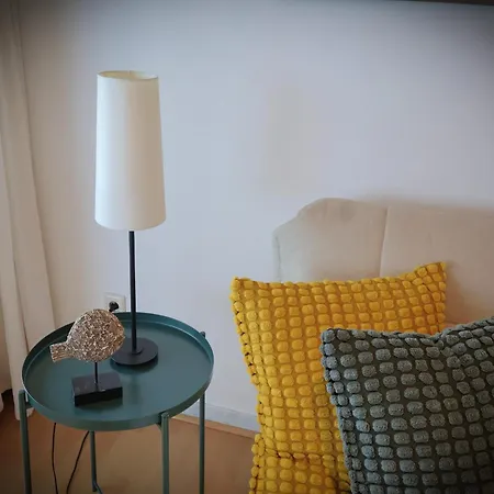 Holiday home With Sea View For 4 People *