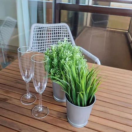 Vakantiehuis By The With Sea View *